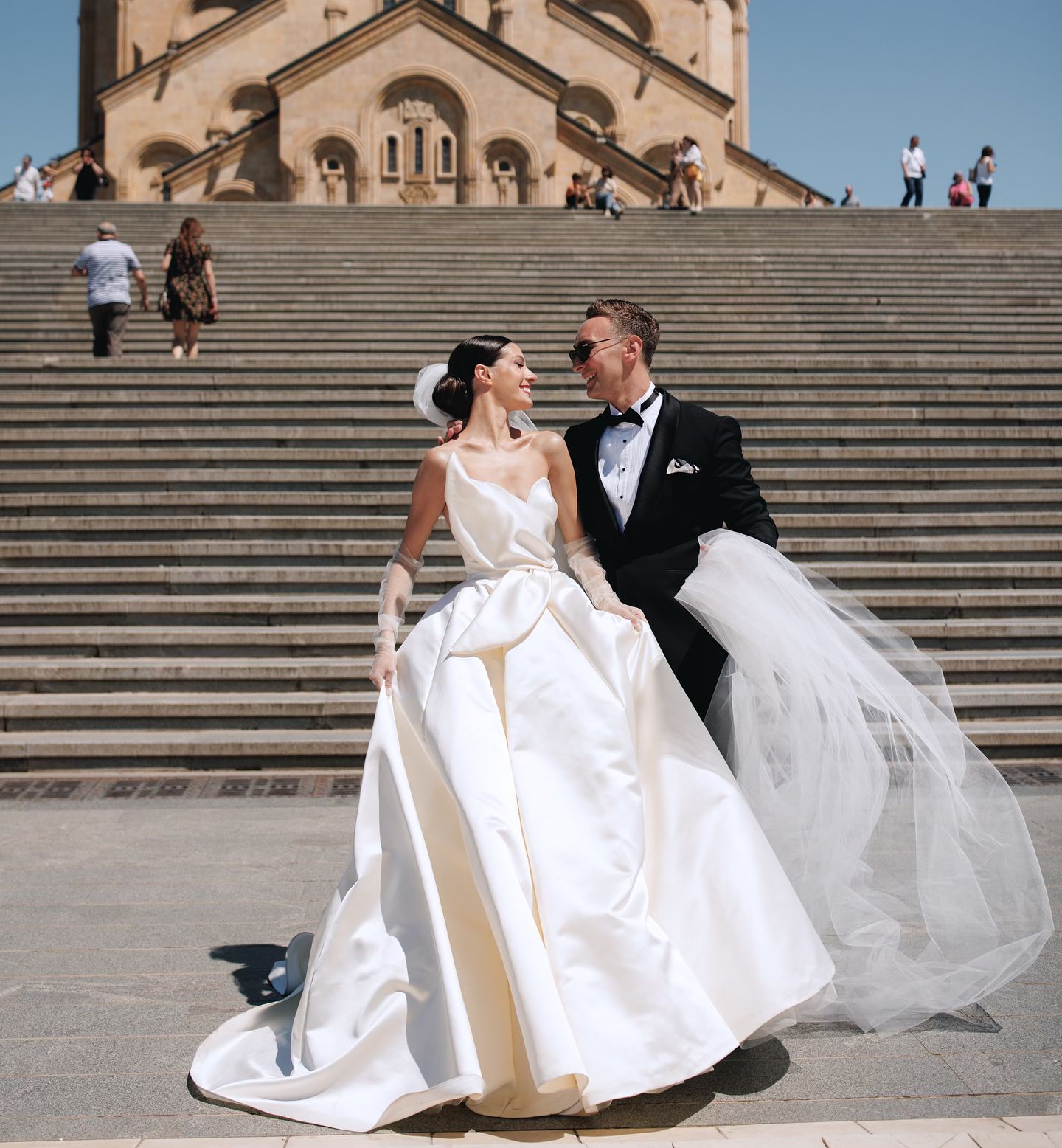 Колишній &quot;Холостяк&quot; Макацарія зачарував фото красуні-дружини: як вона виглядає через 2 місяці після пологів