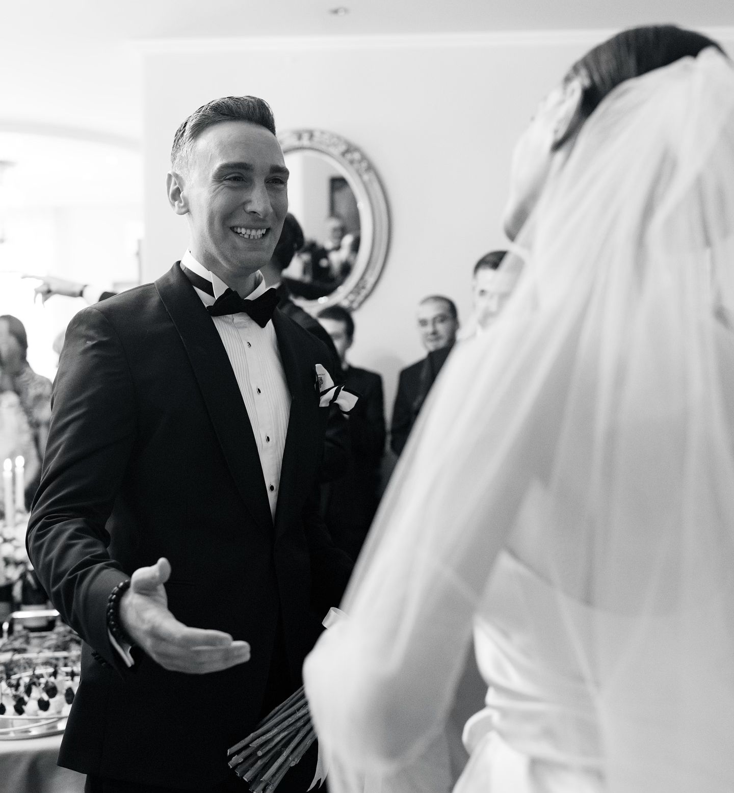 Бывший &quot;Холостяк&quot; Иракли Макацария и его красавица-жена ждут второго ребенка: нежные фото пары