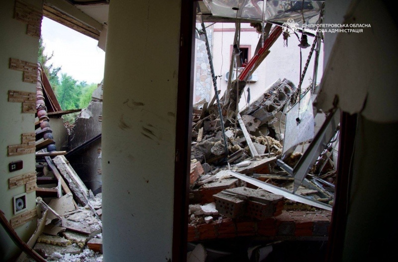 Dnipro experiences Russia's overnight attack with burning houses and damage