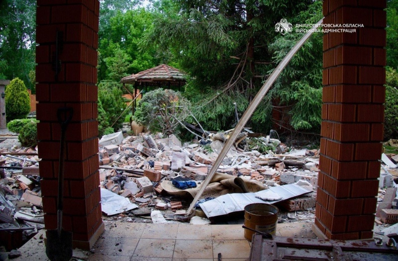 Dnipro experiences Russia's overnight attack with burning houses and damage