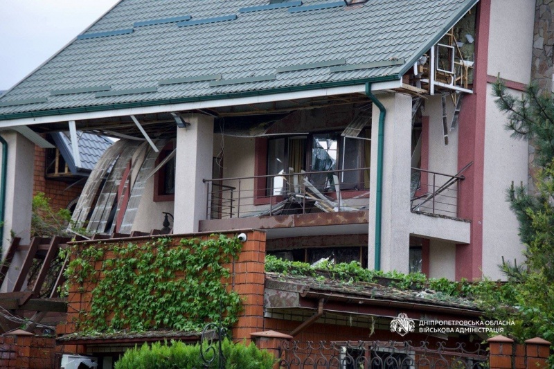 Dnipro experiences Russia's overnight attack with burning houses and damage