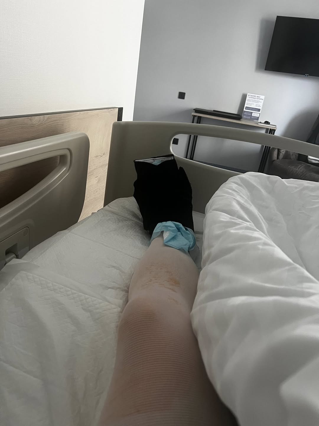 Зірка українських серіалів, який служив у ЗСУ, показався в лікарні: що відомо