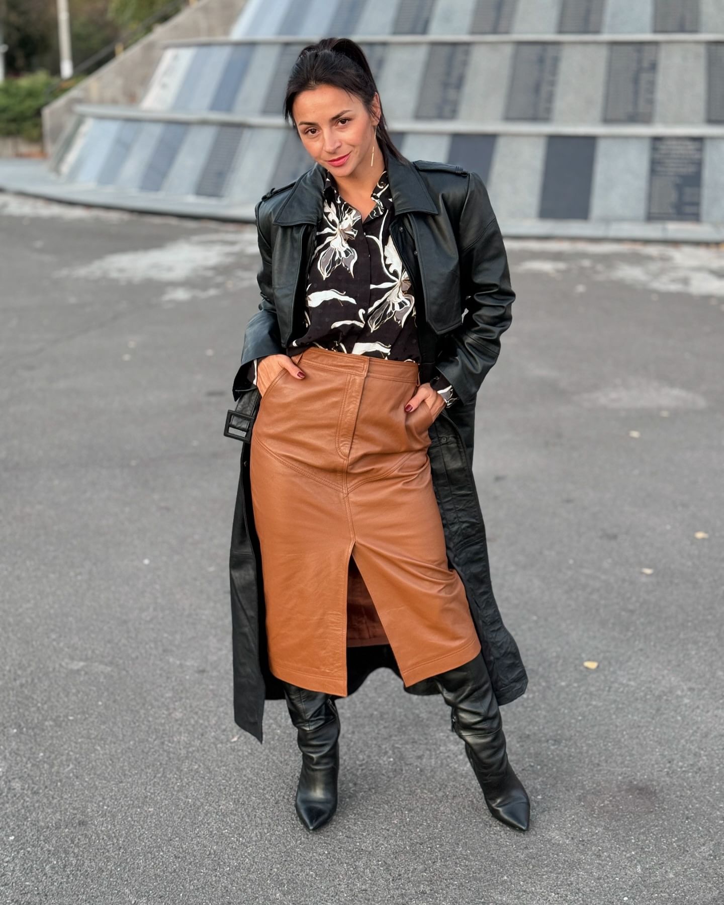 Илона Гвоздева показала, как выглядит самая модная верхняя одежда на осень 2024 года: фото