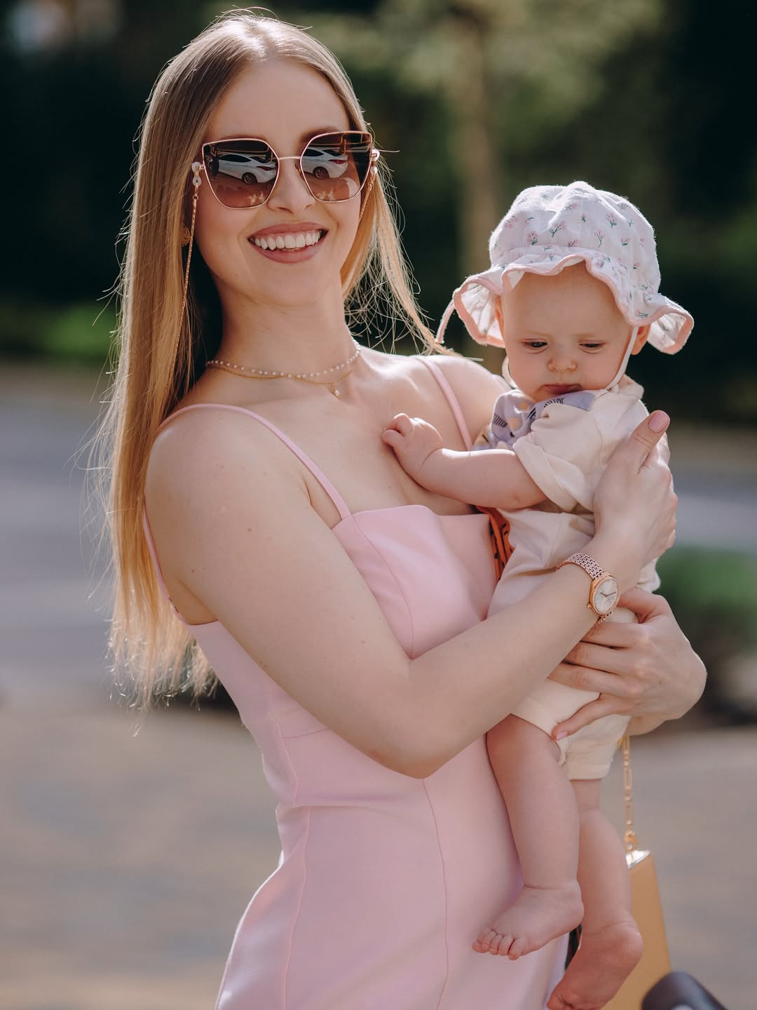 Зірка &quot;Кріпосної&quot; показала 10-місячну донечку, яка помітно підросла