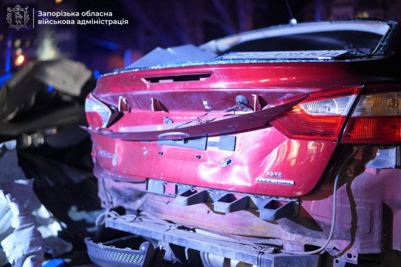 Russian forces strike Ukraine's Zaporizhzhia, targeting residential area and supermarket