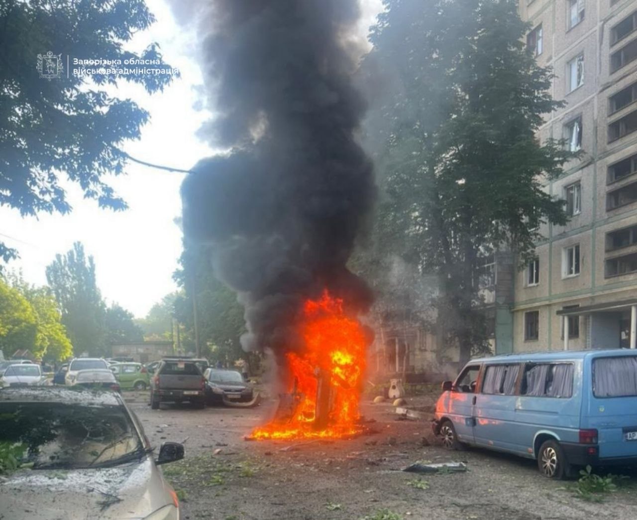 РФ атакувала об'єкти інфраструктури у Запоріжжі, дві людини загинули
