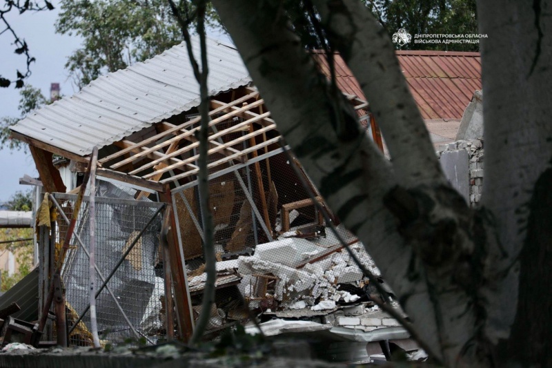 Ukraine's Dnipropetrovsk region hit by 20 Russian attacks, one killed