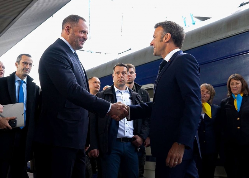 Coalition of the Willing assembling? Merz, Macron, Starmer, and Tusk arrive in Kyiv