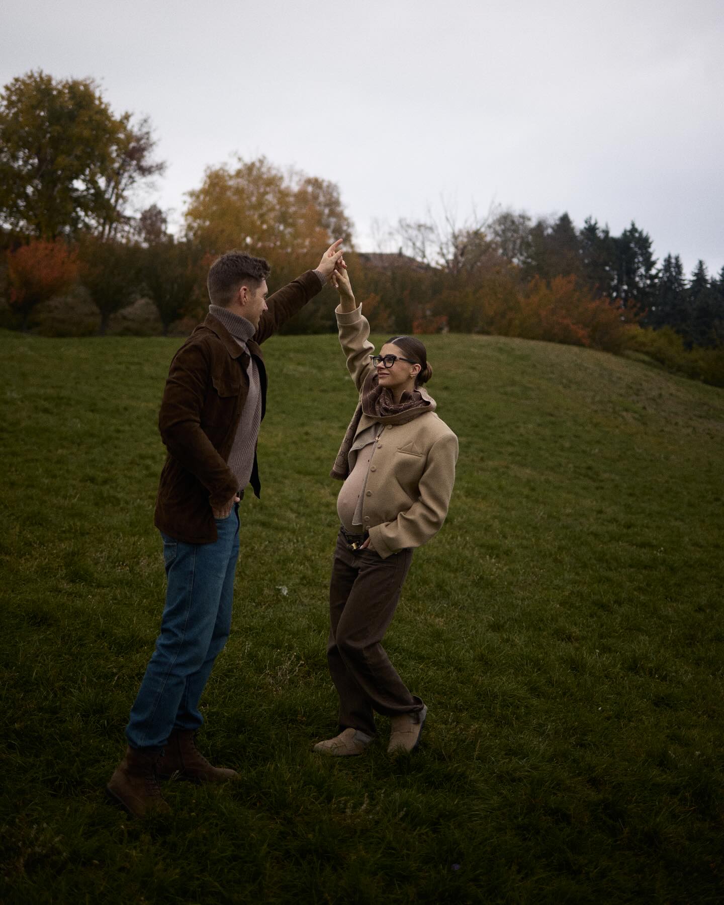 Молода дружина Остапчука замилувала архівними фото: як вона виглядала у дитинстві