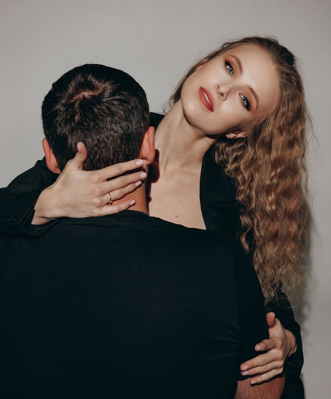 Звезда &quot;Кріпосної&quot; &quot;засветила&quot; загадочного возлюбленного, от которого родила доченьку