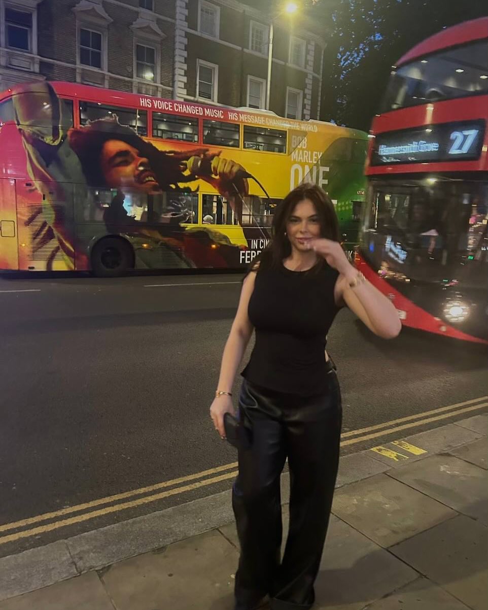 Фреймут показала старшую дочь на редких архивных фото: как она выглядела в детстве и сейчас