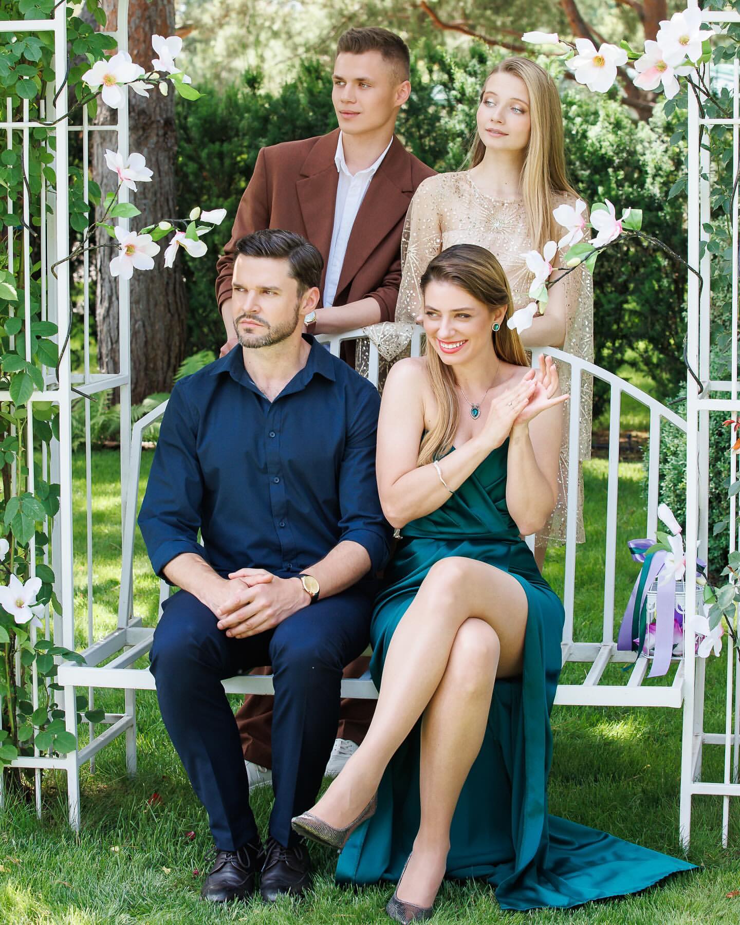 Известная украинская актриса призналась, почему почти не общается с матерью