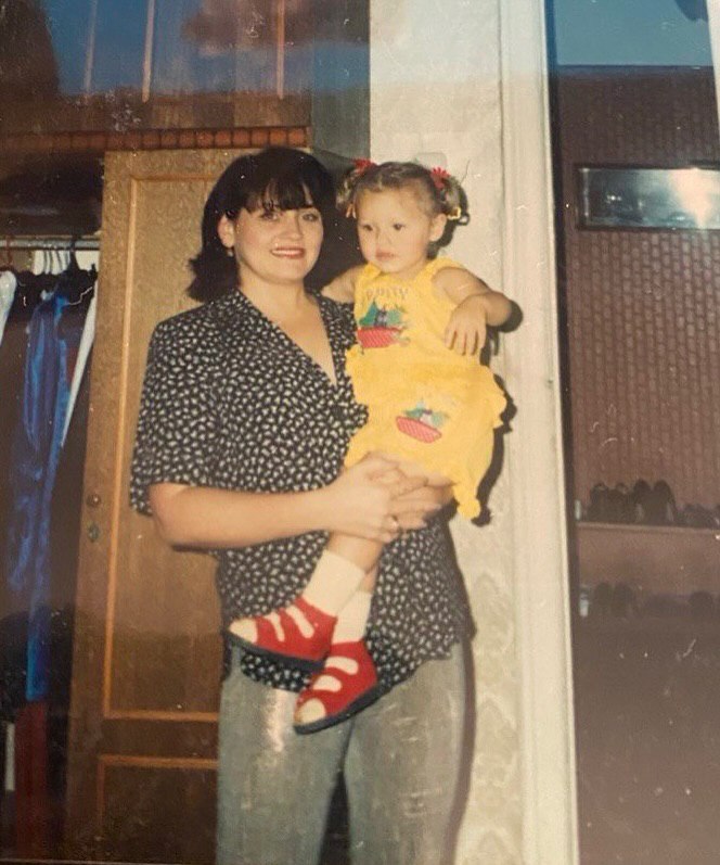 Як дві краплі води: Даша Квіткова вразила схожістю зі своїм сином на архівних фото