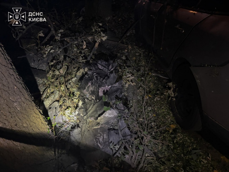 Russia strikes Kyiv's Lukianivka again, causing fresh destruction