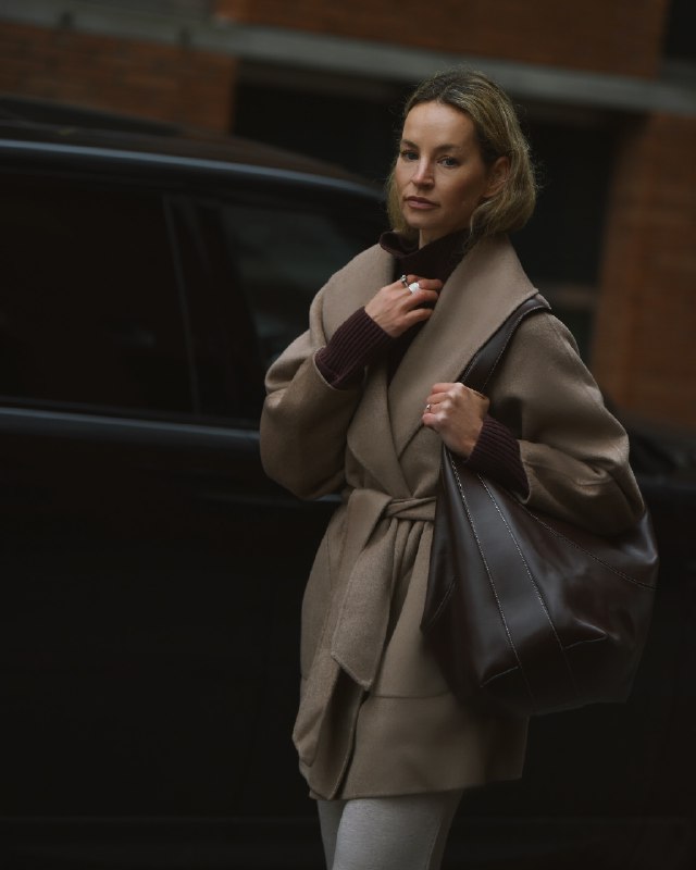 Как модно одеваться зимой: топ-5 трендовых вещей, которые следует добавить в свой гардероб в 2025 году