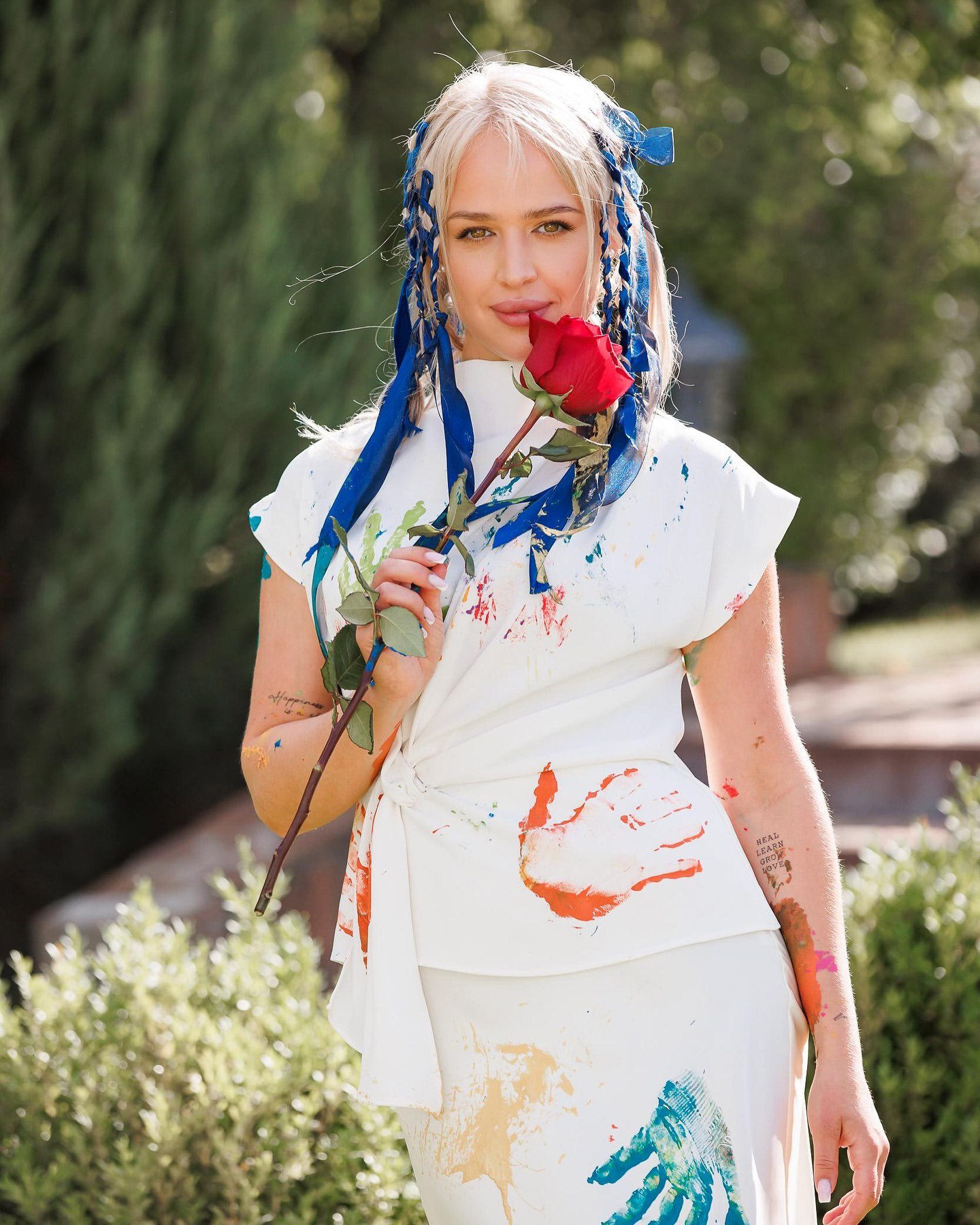 Колишня учасниця "Холостяка" назвала ім'я дівчини, яка ідеально підходить Терену: "Вони на одній хвилі"