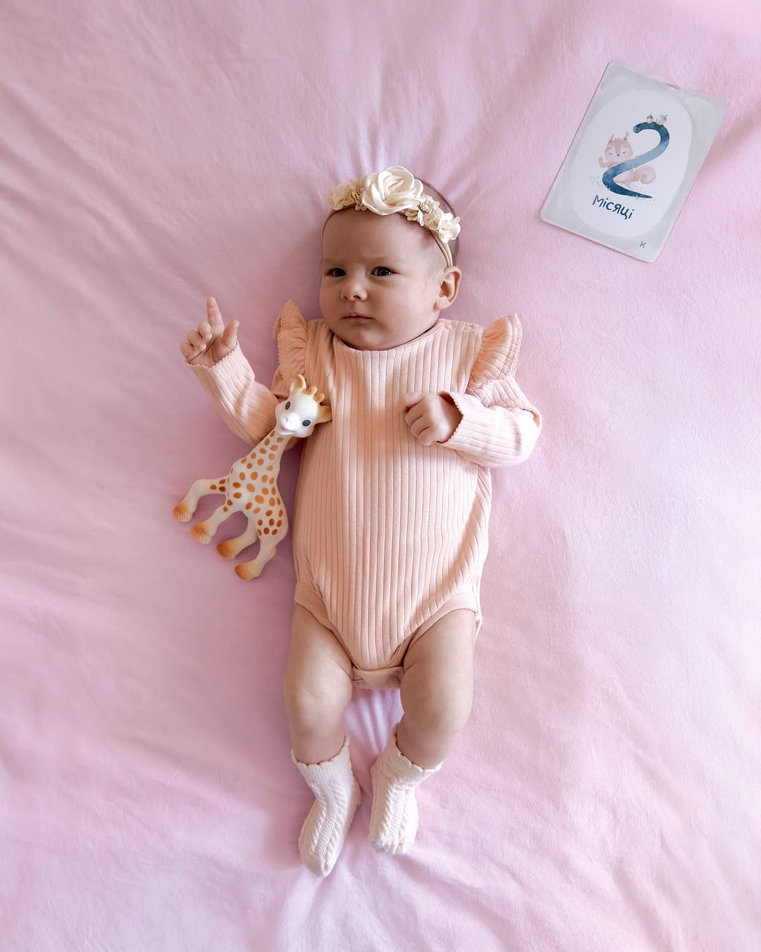 Дружина Позитива замилувала новими фото з маленькою донькою, яку називають копією тата