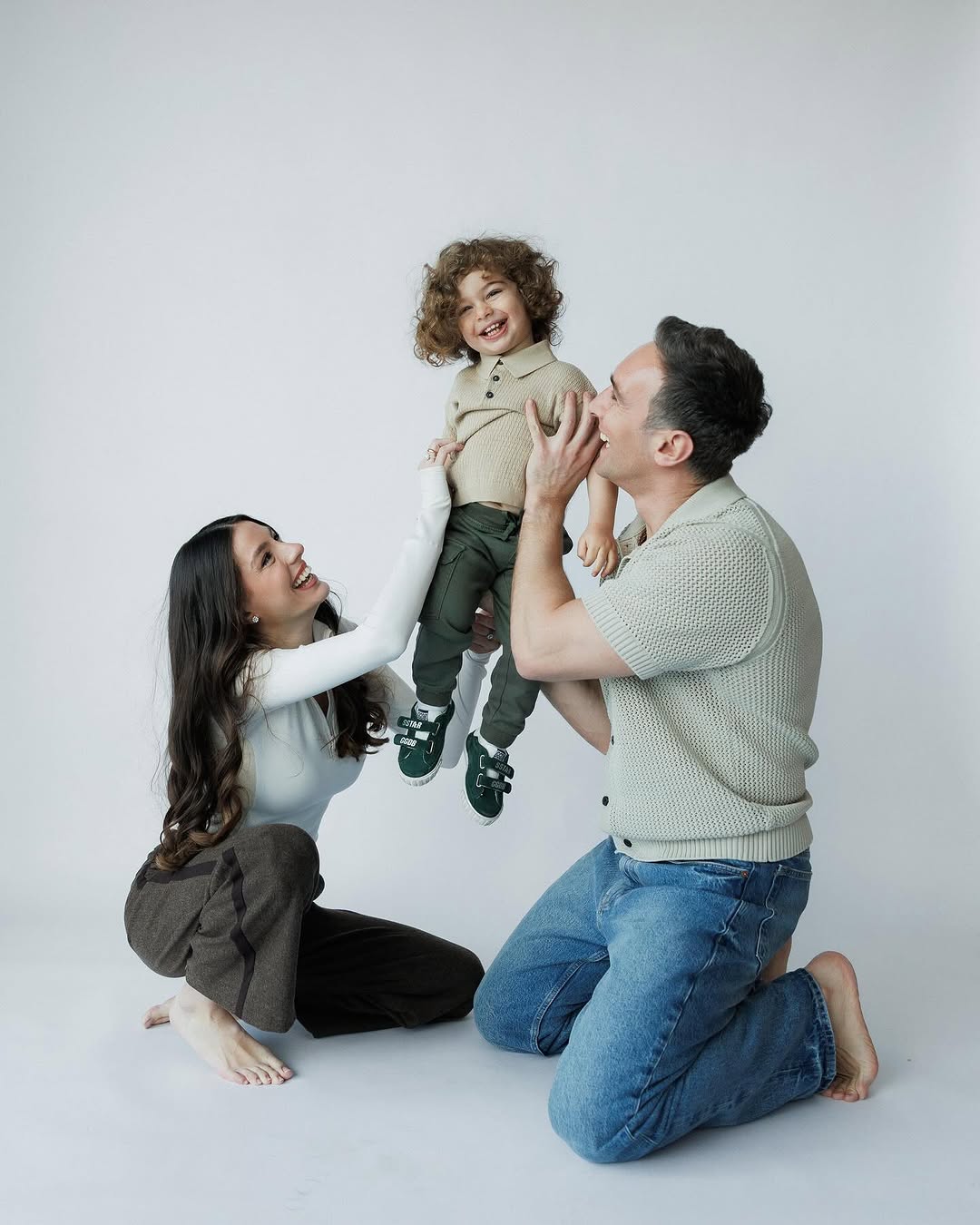 Колишній &quot;Холостяк&quot; Іраклі Макацарія вперше показав обличчя 2-річного сина: на кого він схожий