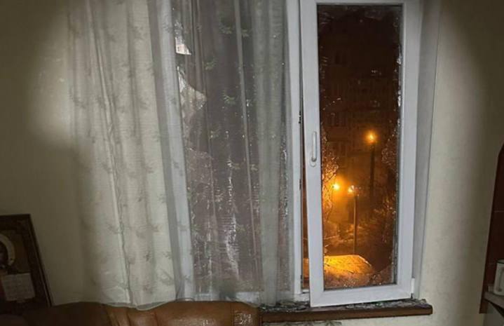 Russian strike slams Odesa high-rise, several floors damaged, one injured
