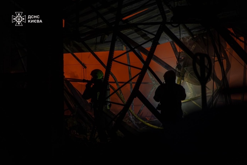 Russian overnight attack damages administrative buildings and trams across Kyiv