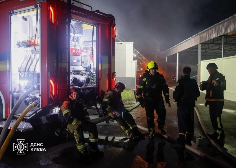 Russian overnight attack damages administrative buildings and trams across Kyiv