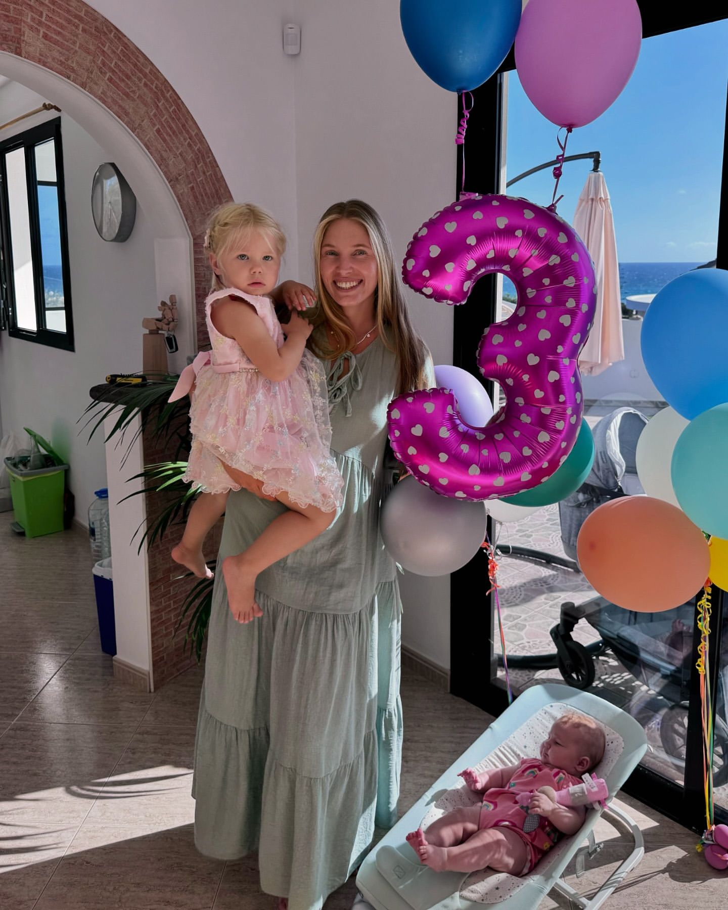 18 украинских звезд, которые стали родителями в 2024 году