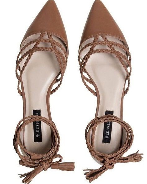 Mocha Mousse - главный цвет 2025 года: модные идеи с новым оттенком коричневого