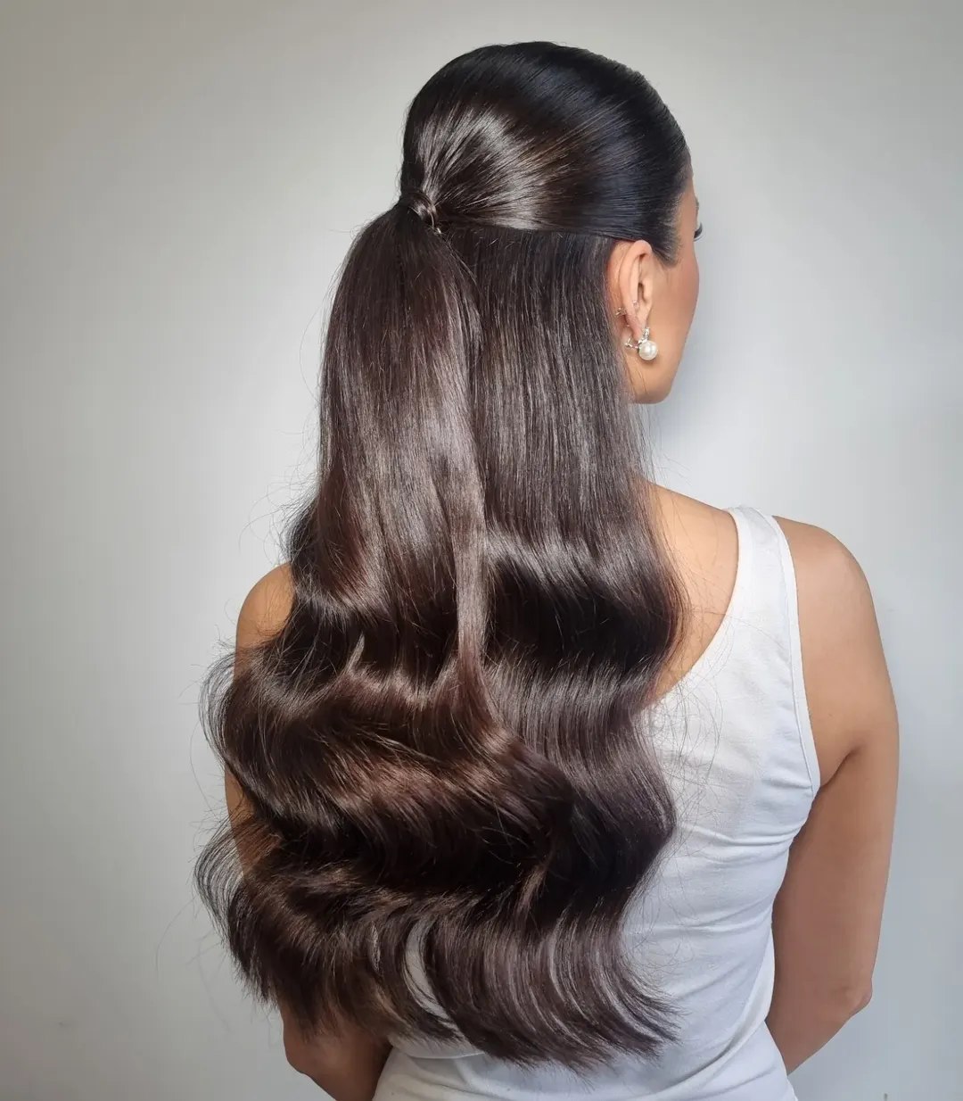 Зачіски на Великдень, які витримають дощ і вітер: 3 безпрограшні ідеї