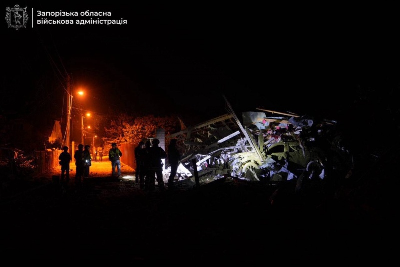 Russia hits Zaporizhzhia second time: Fire rages in high-rise, injuries reported