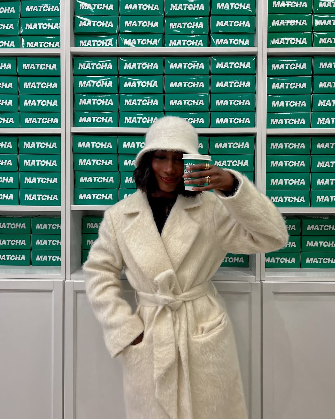 Трендовые модели пальто на зиму 2026: ретро, животный принт и пальто-халат