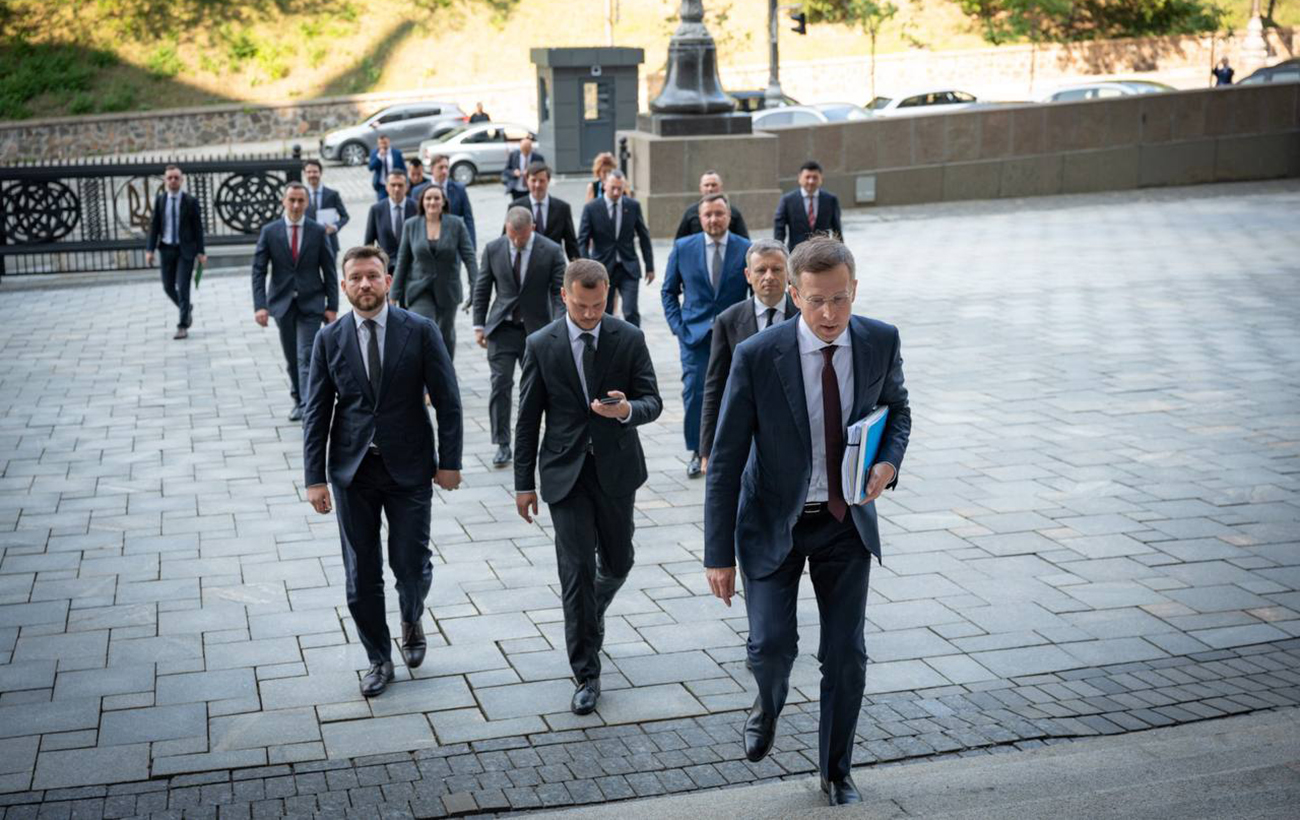 Кто есть кто в украинской власти после ротаций Зеленского: полный перечень перестановок