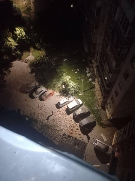 Massive Russian strike on Kyiv and Zaporizhzhia leaves dozens wounded