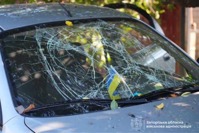 Russian strikes spark fires in Zaporizhzhia, damage homes, injure children