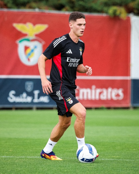 Benfica manager praises Ukrainian Sudakov: 'Great asset' to boost squad