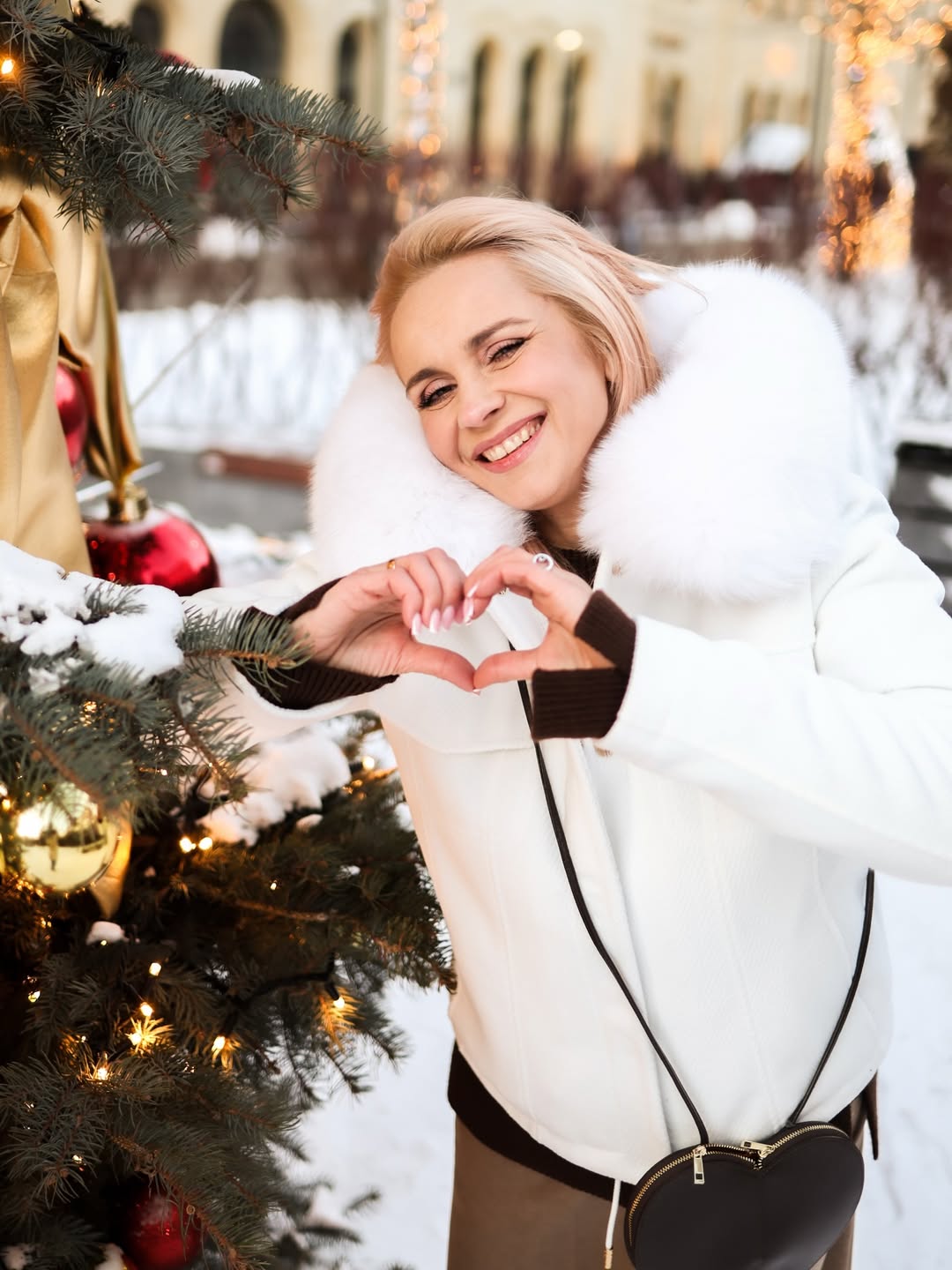 Куртка с меховым воротником возвращается в моду: как ее носит Лилия Ребрик