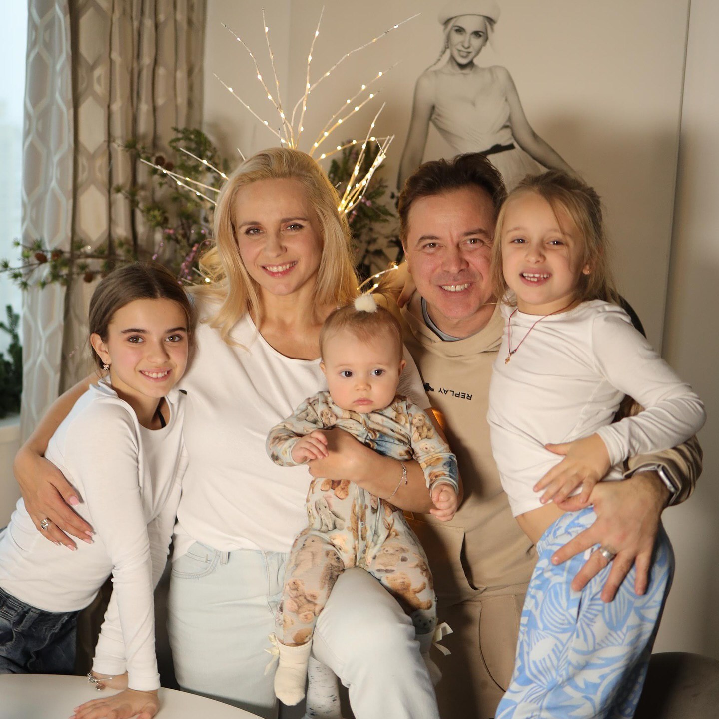 Лілія Ребрик з родиною