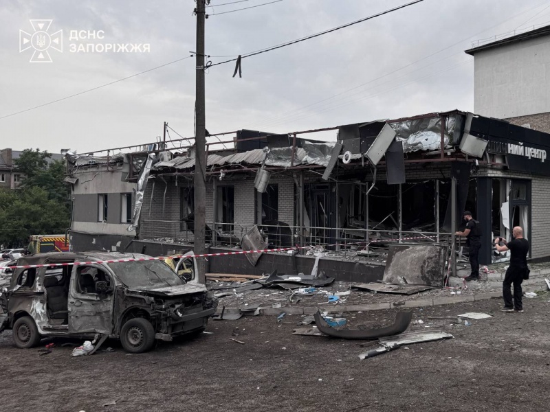 Russian airstrike on Zaporizhzhia leaves 25 injured, including children and baby