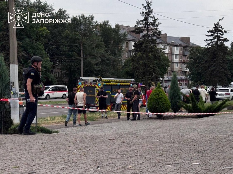 Russian airstrike on Zaporizhzhia leaves 25 injured, including children and baby