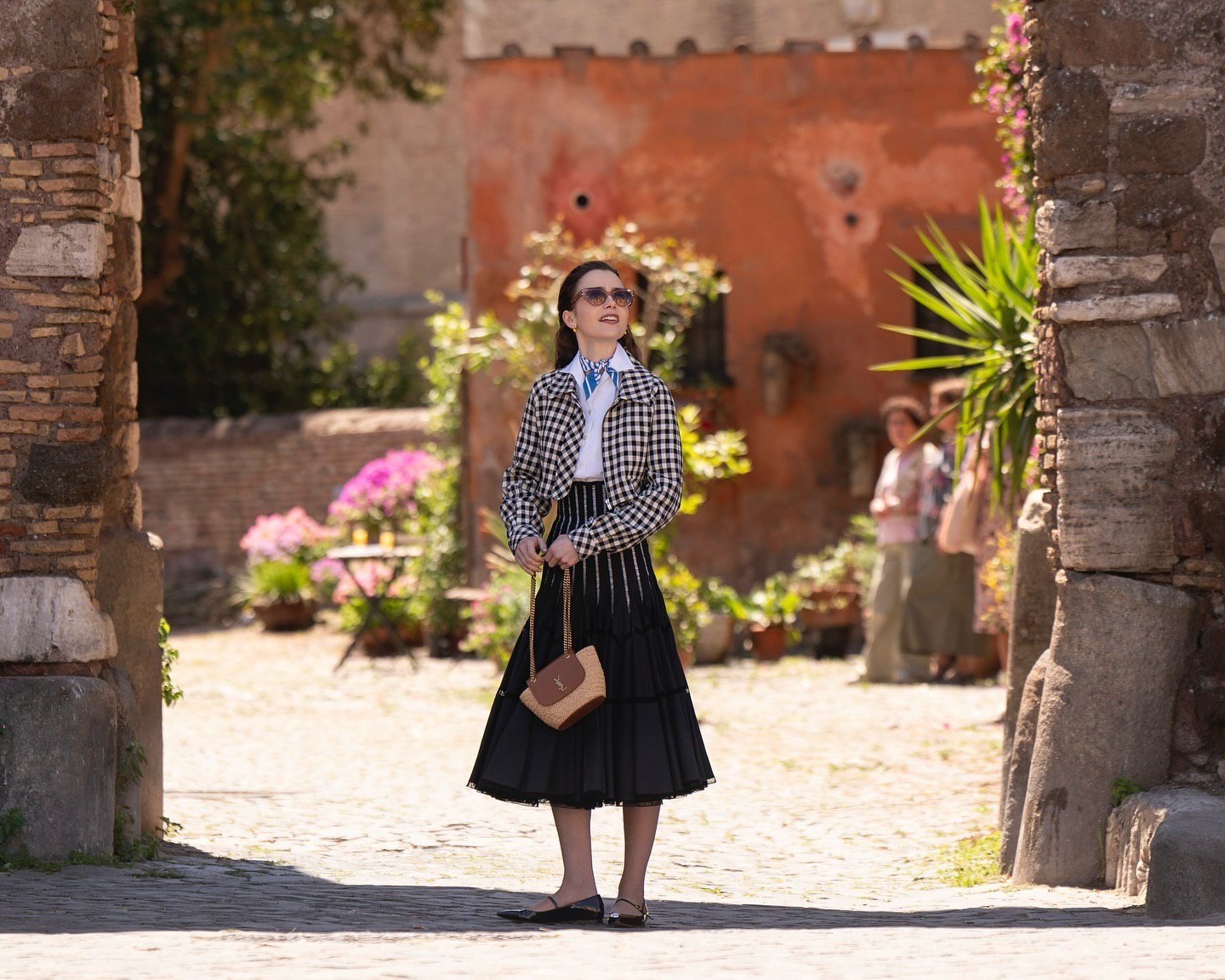 Зустрічалася з Крісом Евансом та підтримала Україну: невідомі факти про зірку &quot;Емілі в Парижі&quot;