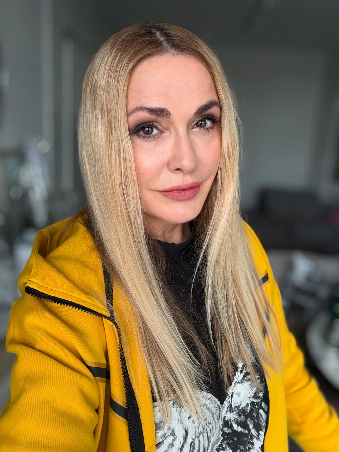 Ольга Сумська зачарувала рідкісним фото: як вона виглядала 25 років тому