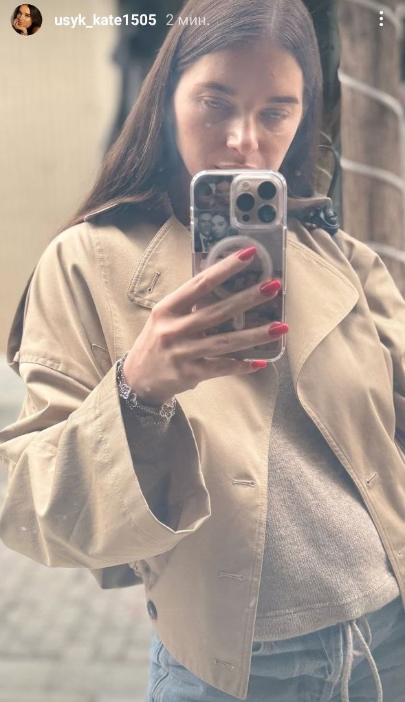 Этот цвет маникюра всегда выглядит дорого: жена Усика и бывшая Остапчука задают тренды