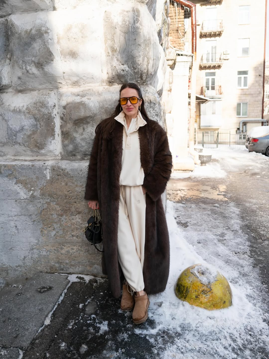 Экошубы на зиму 2026: три разных образа от украинских знаменитостей