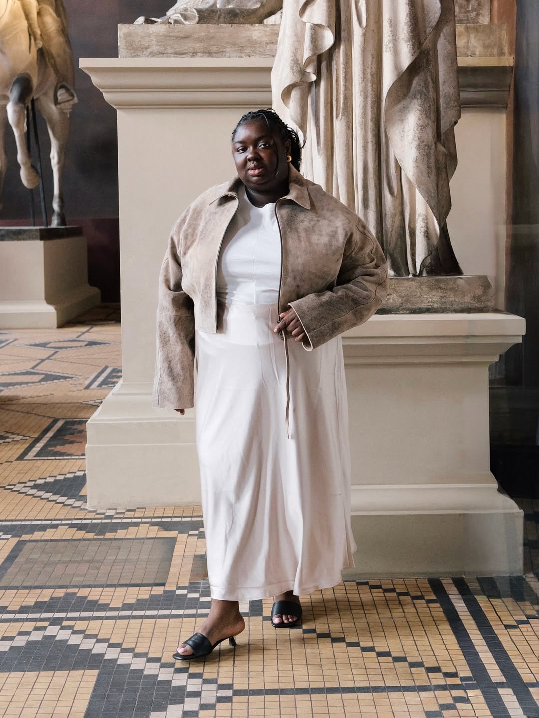 Що носити замість класичного тренча: трендові варіанти на весну 2026