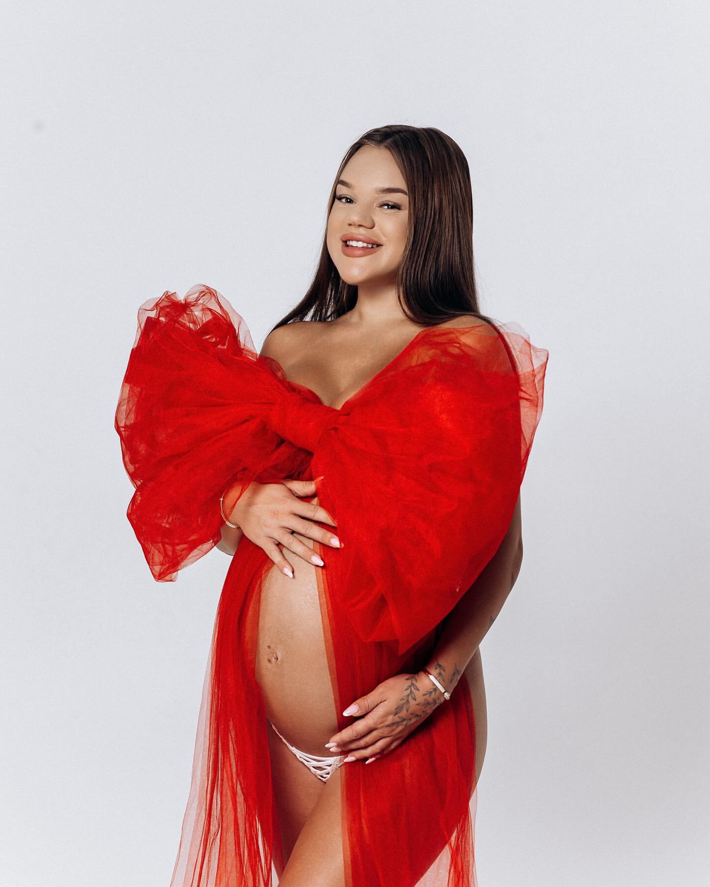 Блогерка Верба народила первістка: фото і подробиці