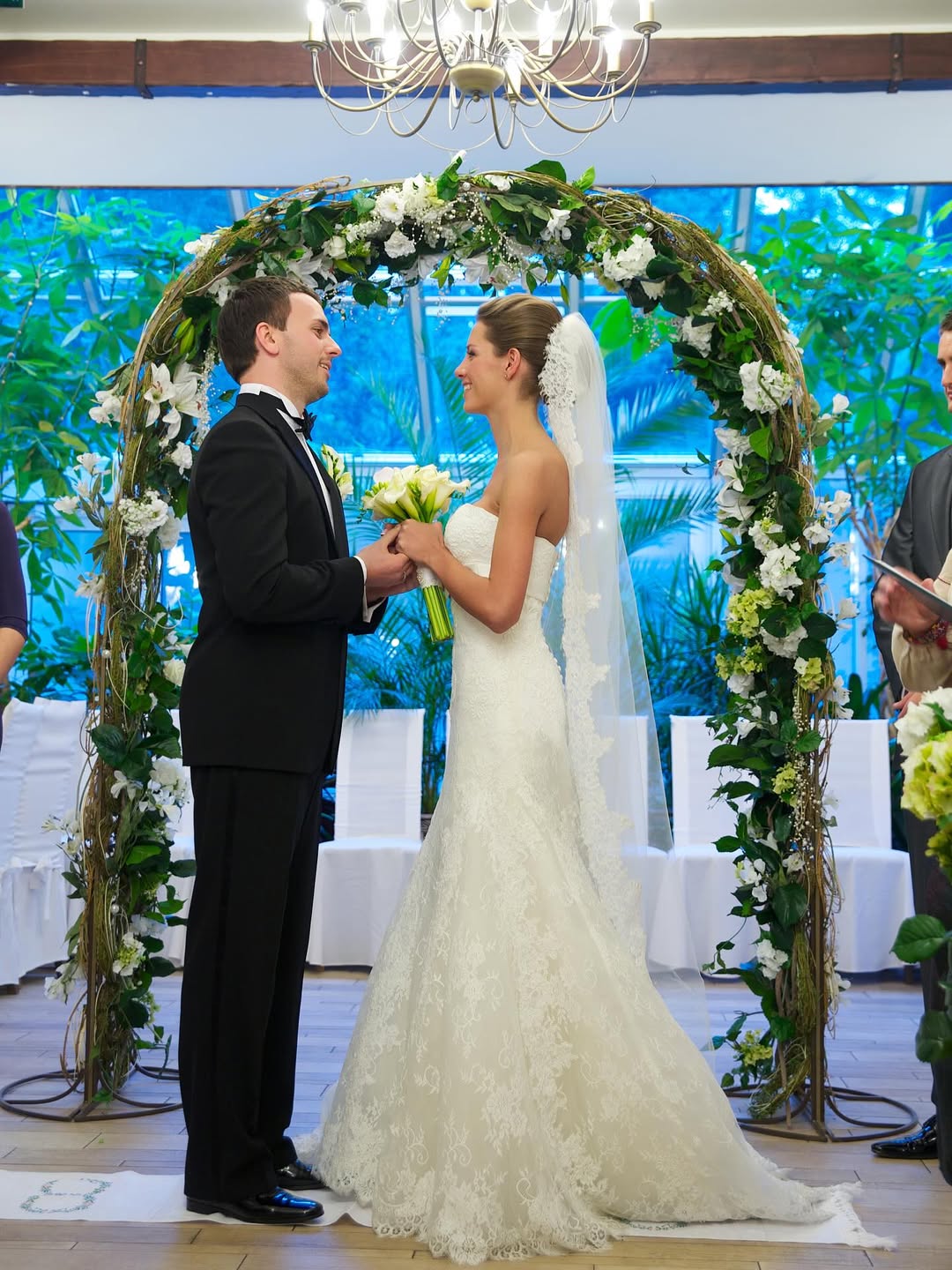 Решетники показали архивные фото со свадьбы: как они выглядели 15 лет назад