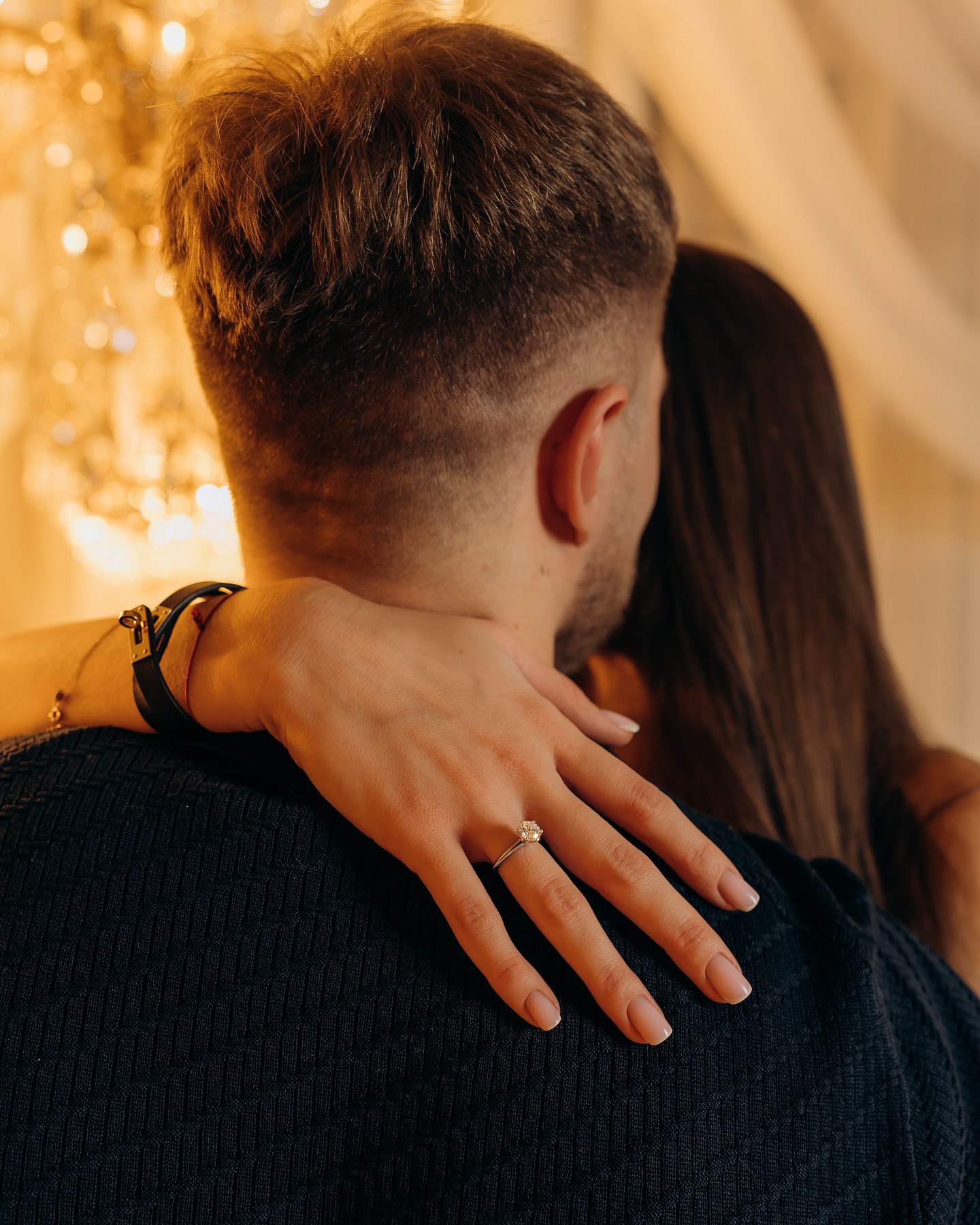 Зірка &quot;Холостяка&quot; виходить заміж: романтичні фото з коханим