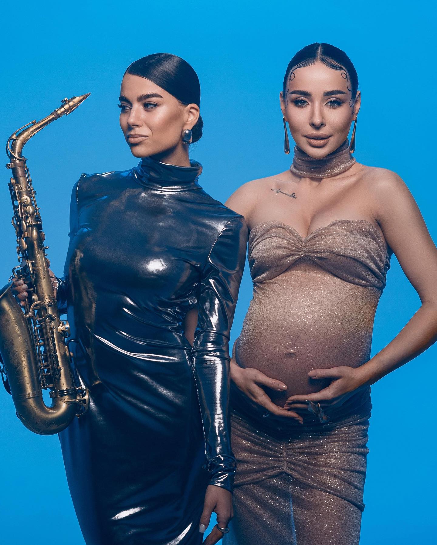 Зірка &quot;Голосу країни&quot; вперше стане мамою: фото з животиком