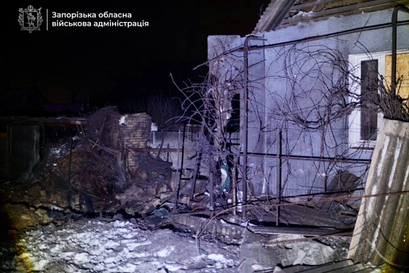 Zaporizhzhia targeted in night strike by Russia, buildings damaged