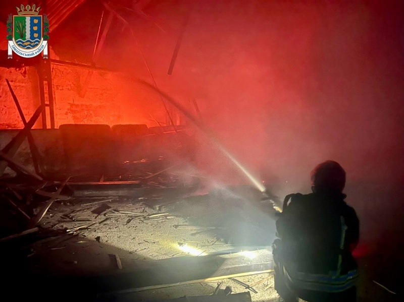Russia's overnight attack hits Kharkiv, Izmail, Kryvyi Rih, damaging homes, cars and port