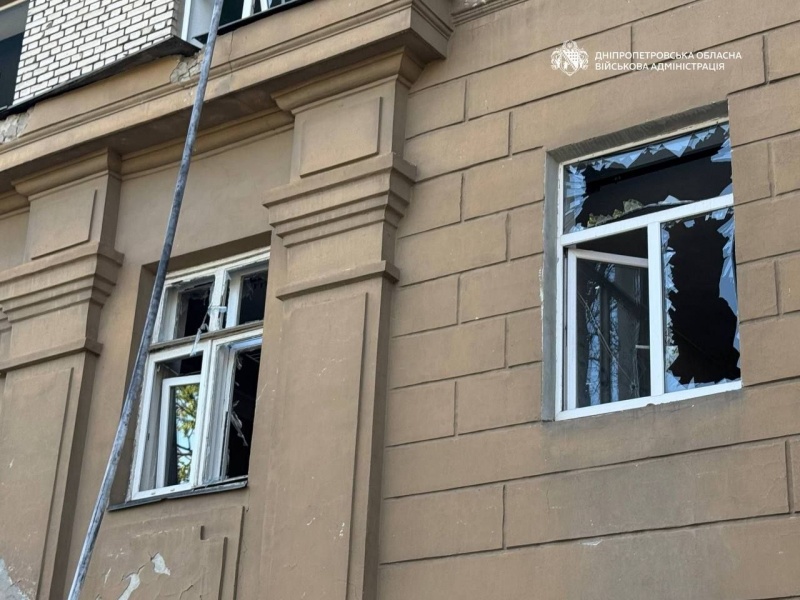 Ukrainian Dnipro under Russian missiles again: Dorm damaged, injuries reported (photos)